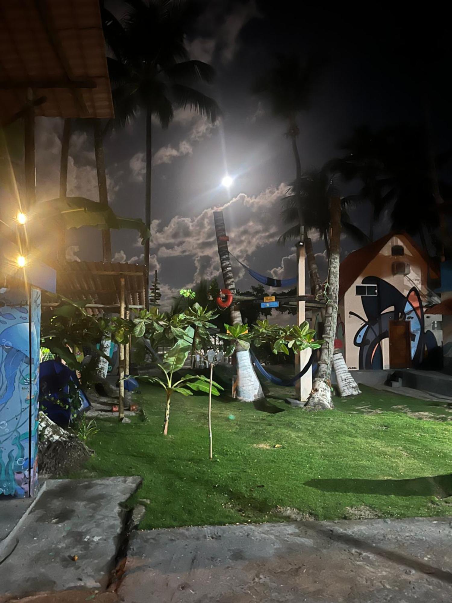 Vila Dos Gnomos Paraiso Mistico Pe Na Areia Ilheus Exterior photo